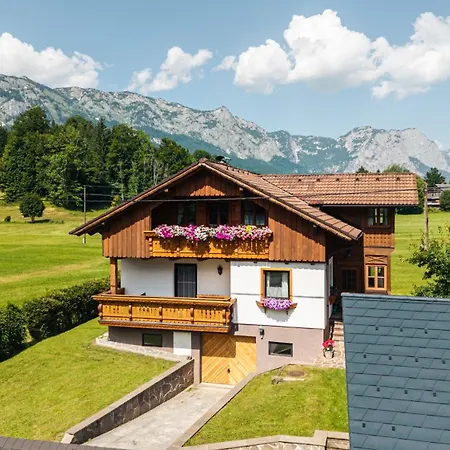 Haus Roethelsteinblick Bad Aussee